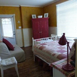 Zimmer mit Queensize-Bett